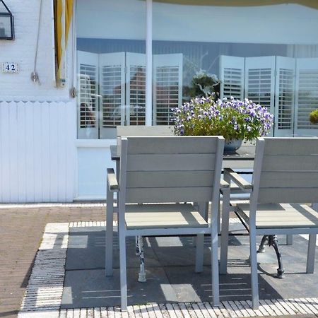Pension 'T Hofje 350 Meter Van Het Strand Нордвейк-ан-Зее Экстерьер фото